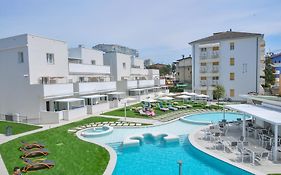 Marina Suites & Apartments 4 Stelle S