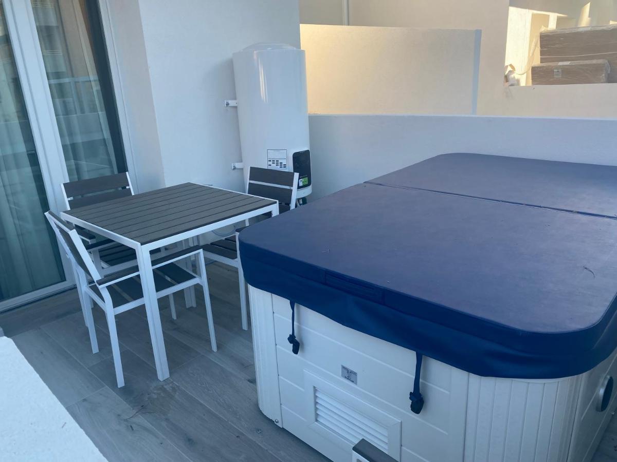 Marina Suites & Apartments 4 Stelle S Caorle Esterno foto
